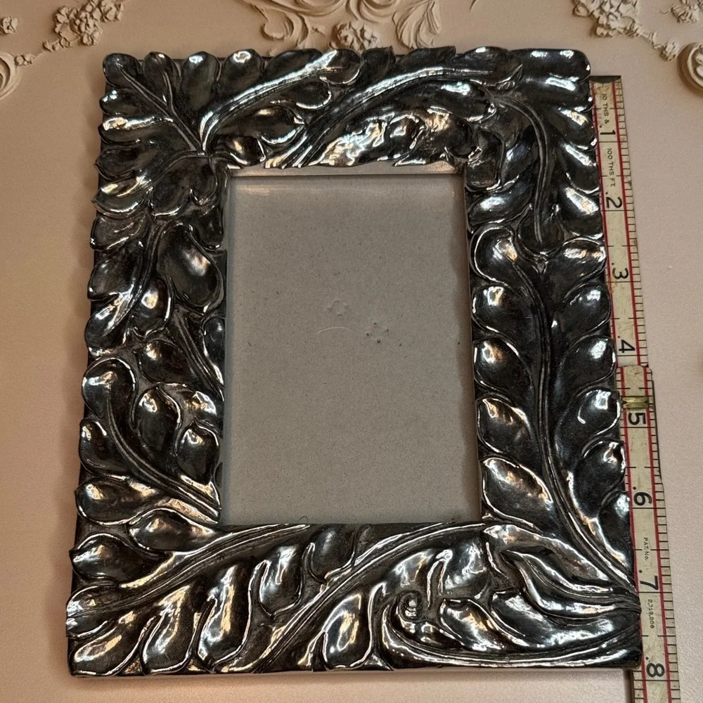 Vintage Heavy Gunmetal Gray Ornate Floral Frame 3 x 5